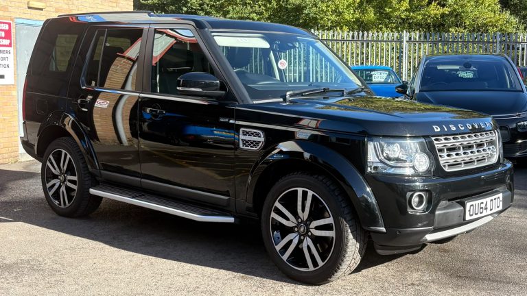 LAND ROVER DISCOVERY 3.0 SDV6 HSE – 5 DOOR AUTOMATIC