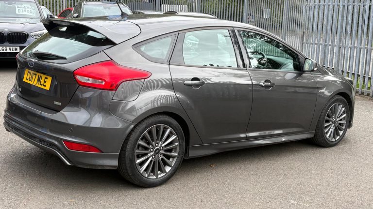 FORD FOCUS 1.0 ECOBOOST 125 ST-LINE PETROL MANUAL