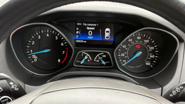 FORD FOCUS 1.0 ECOBOOST 125 ST-LINE PETROL MANUAL