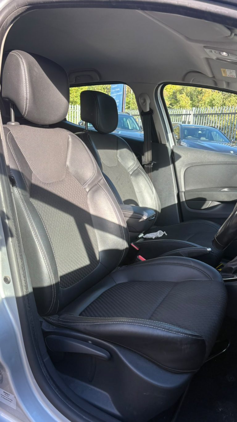 RENAULT CLIO 1.5 dCi 90 Dynamique S Nav